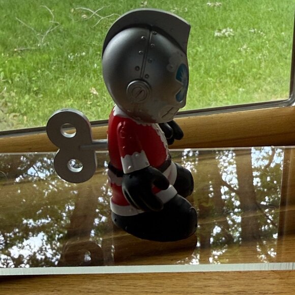 Kidrobot Bots Mini Series Ho Ho Ho Edition Toy Robot Action Figure - Picture 2 of 5